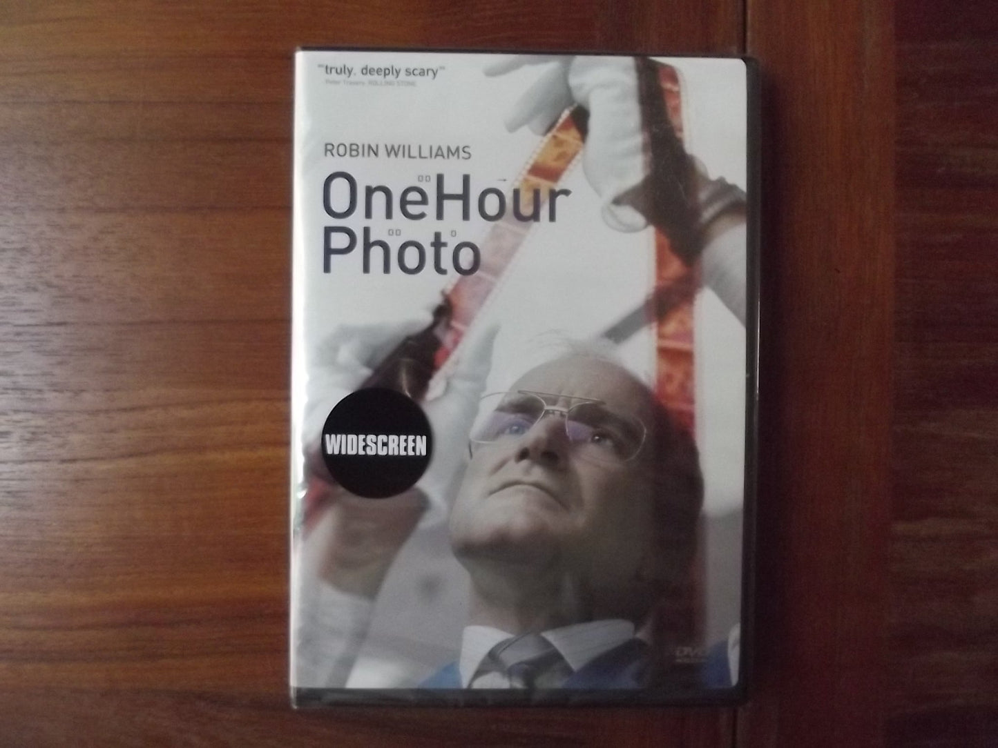One Hour Photo (Widescreen Edition) - 3973