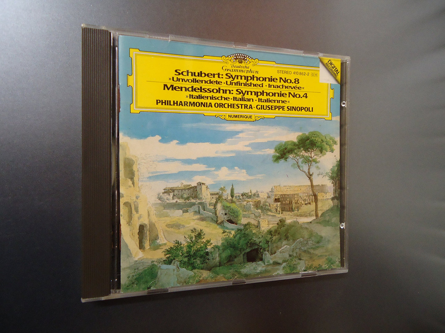 Schubert: Symphony No. 8 in B Minor, Op. 759- Unfinished / Mendelssohn: Symphony No. 4 in A Major, Op. 90- Italian - 5612