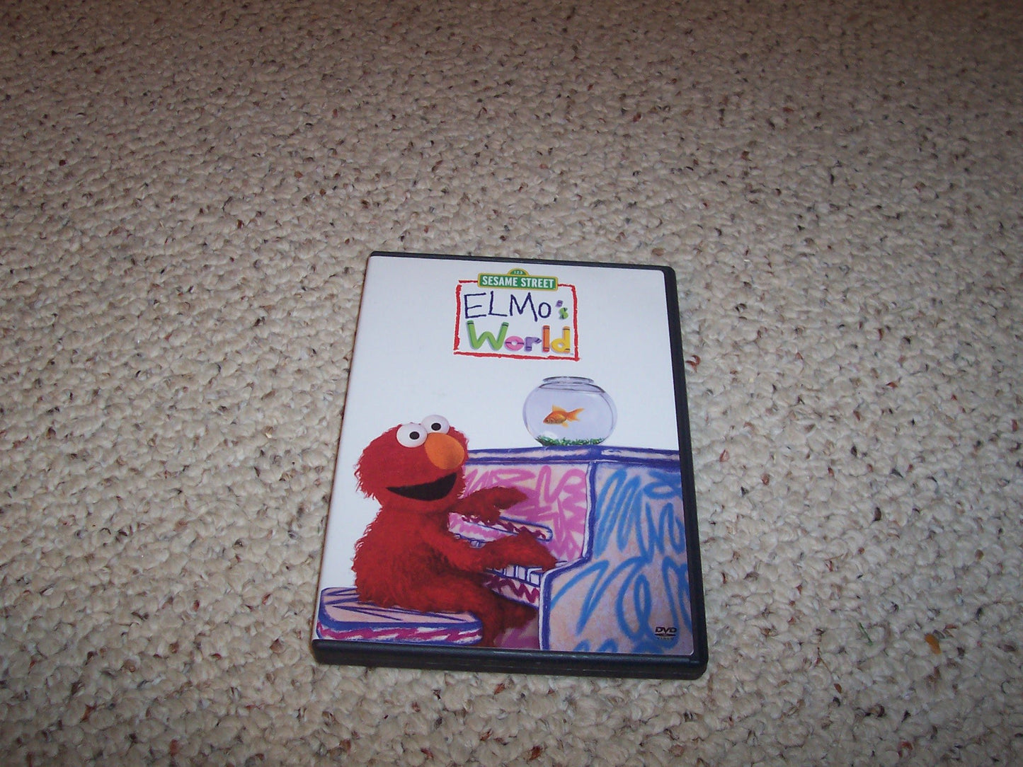 Elmo's World - Dancing, Music, and Books - 8263