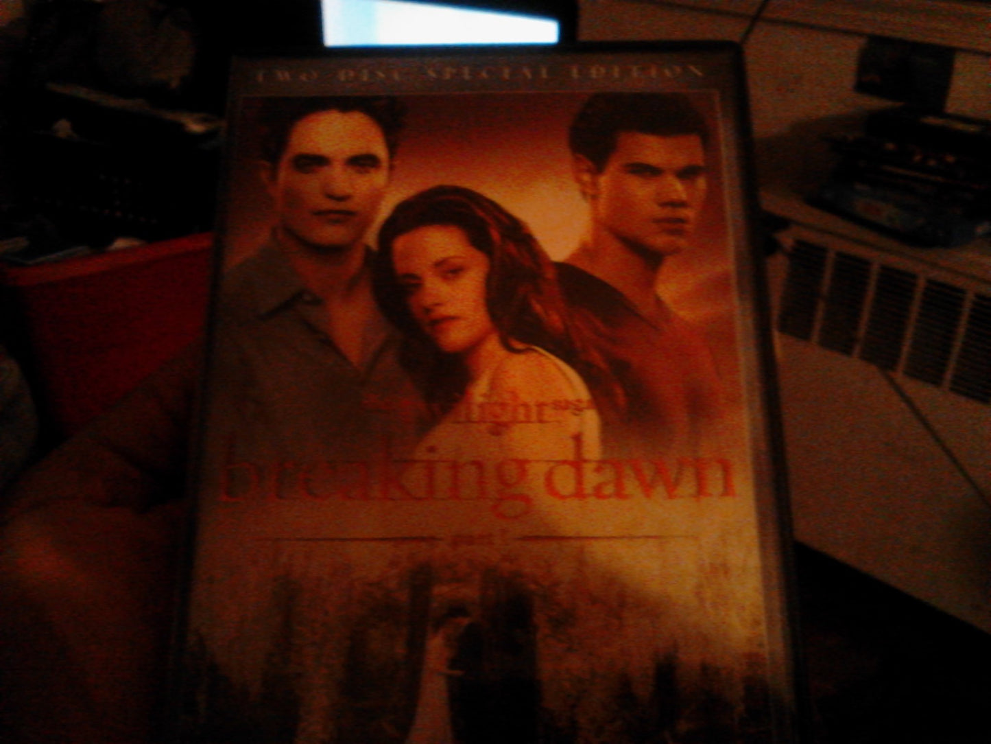 The Twilight Saga: Breaking Dawn - Part 1 (Two-Disc Special Edition) - 9955