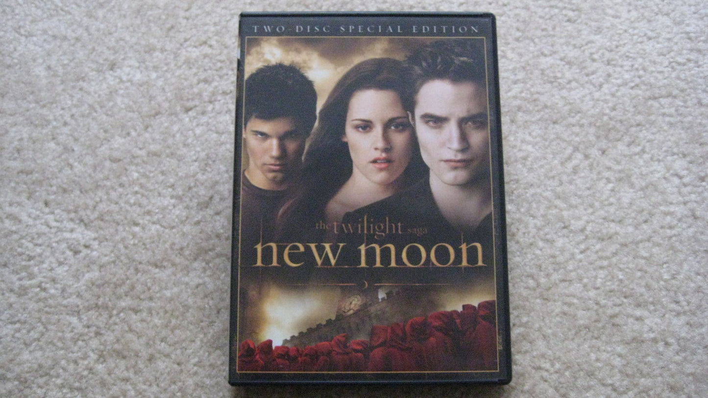 The Twilight Saga: New Moon (Two-Disc Special Edition) - 7471
