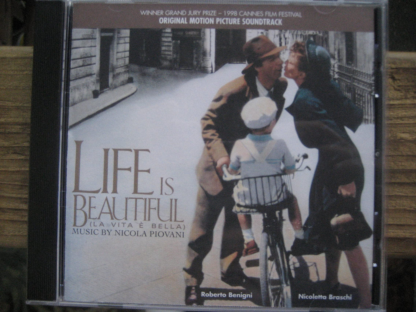 Life Is Beautiful (La Vita E Bella) - 5112