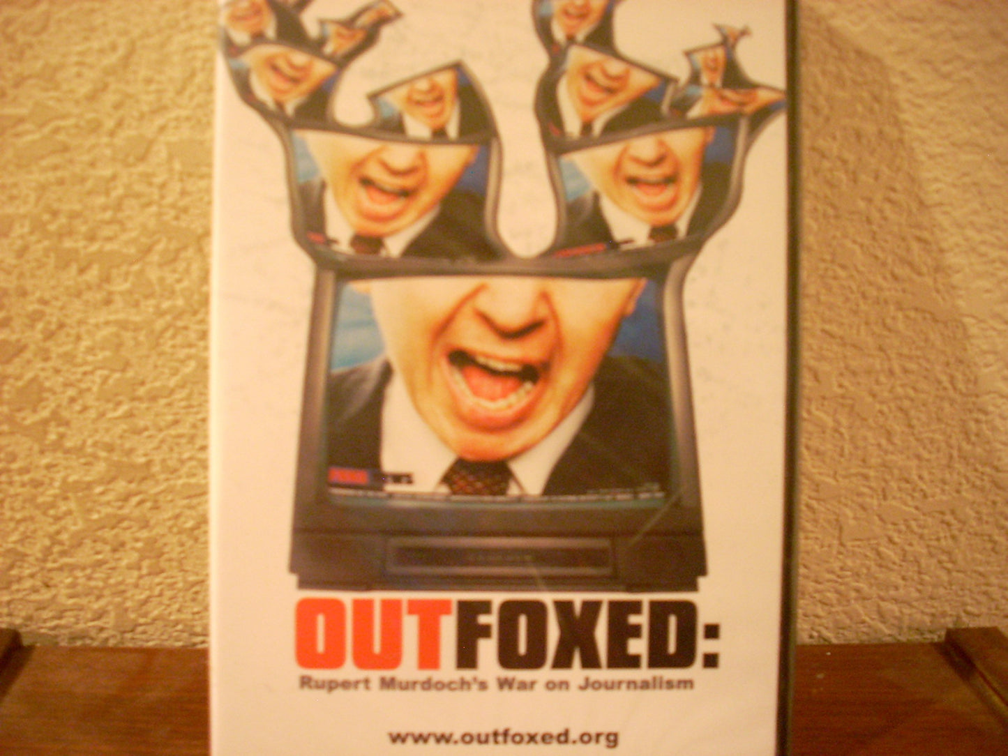 Outfoxed - Rupert Murdoch's War on Journalism - 9990