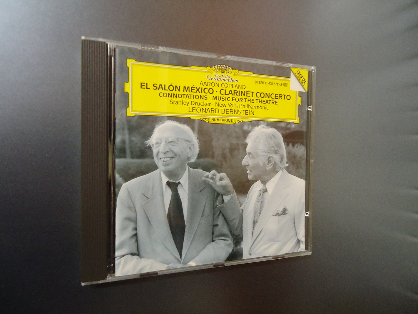 Copland: El Salon Mexico / Concerto for Clarinet and String Orchestra / Music for the Theatre / Connotations for Orchestra ~ Bernstein - 7940