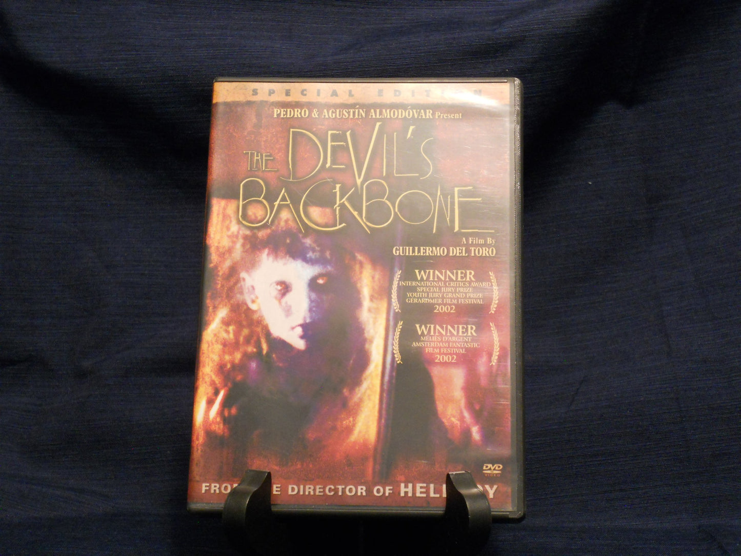 The Devil's Backbone (Special Edition) - 6796